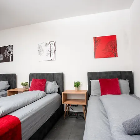 Serviceroom24 - 1 In Wlan - Smart-tv - 24-7 Check-in Und Kueche