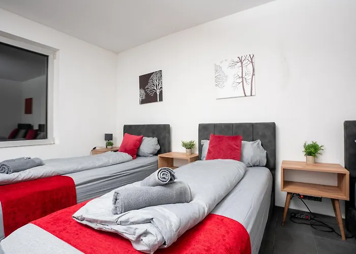 Serviceroom24 - 1 In Wlan - Smart-tv - 24-7 Check-in Und Kueche Lejlighed *