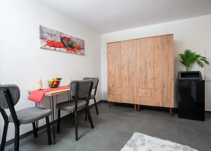 Serviceroom24 - 1 In Wlan - Smart-tv - 24-7 Check-in Und Kueche Lejlighed